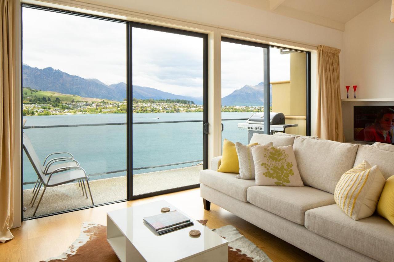 Del Apartment *